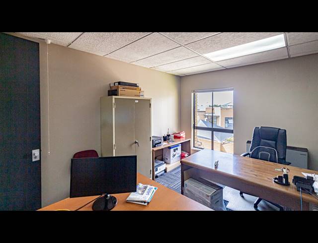 791M² OFFICE FOR SALE IN FERNDALE
